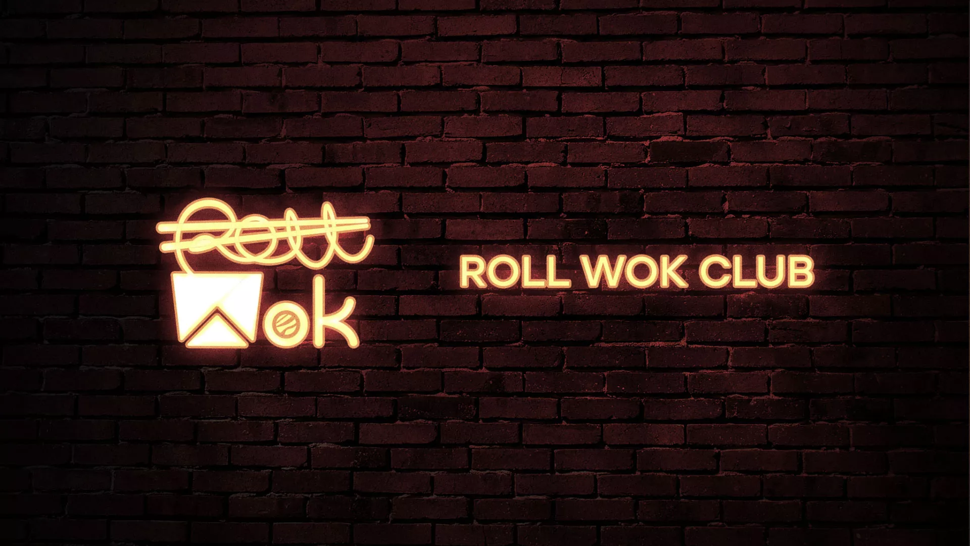 Разработка логотипа суши-бара «Roll Wok Club» в Кусе